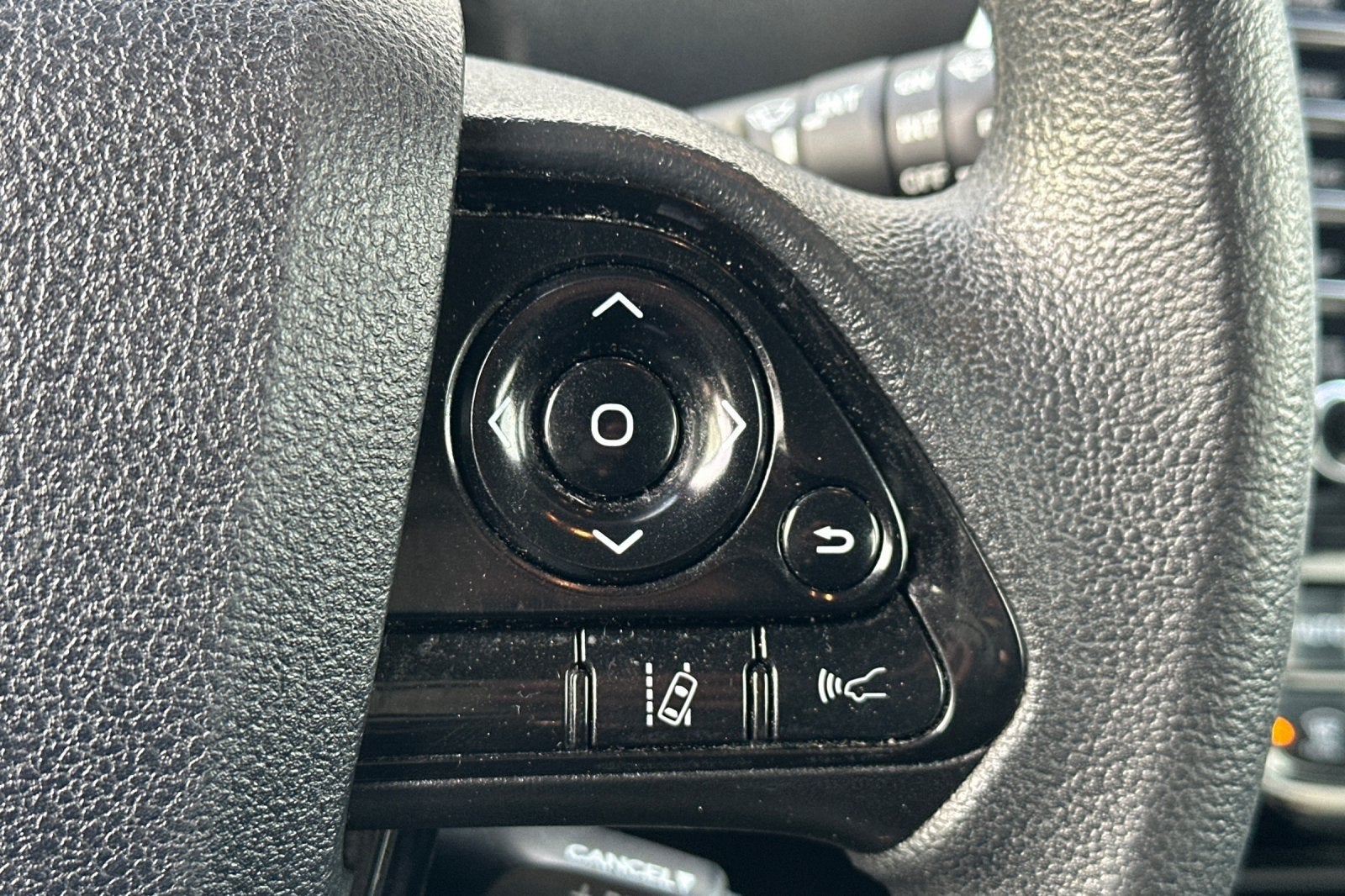 2022 Toyota Prius LE