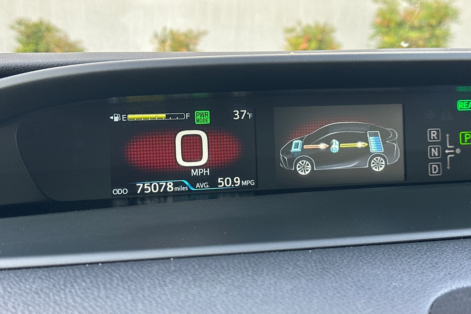 2022 Toyota Prius LE