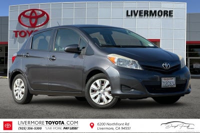 2013 Toyota Yaris LE