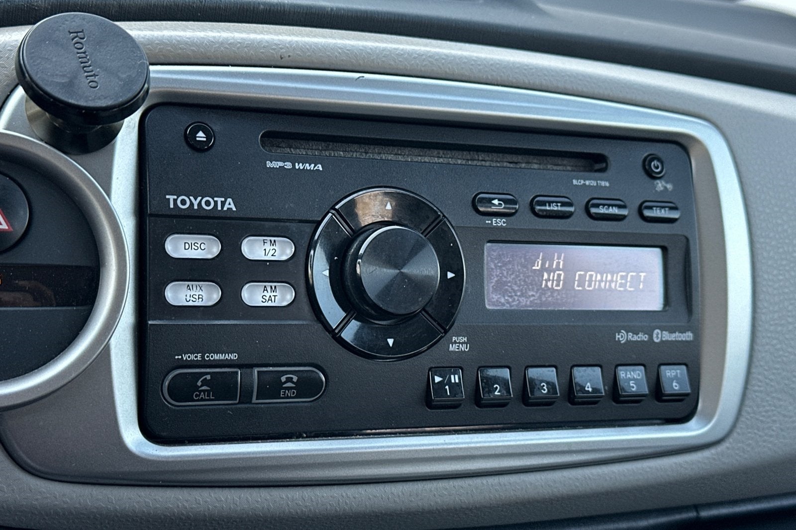 2013 Toyota Yaris LE