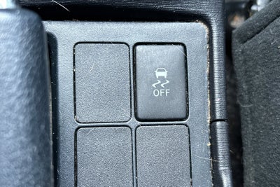 2013 Toyota Yaris LE