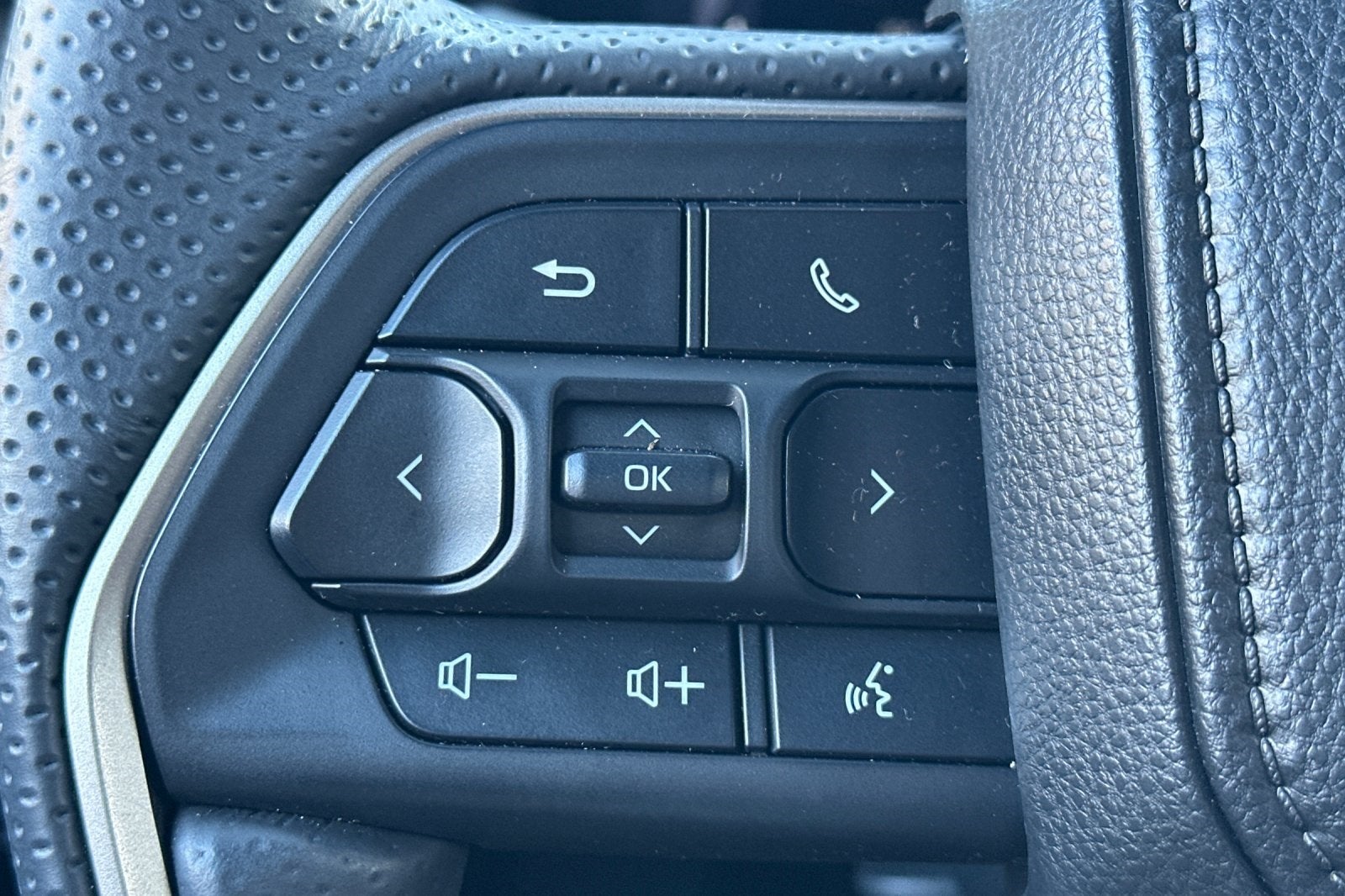 2025 Toyota 4Runner i-FORCE MAX Hybrid TRD Off Road