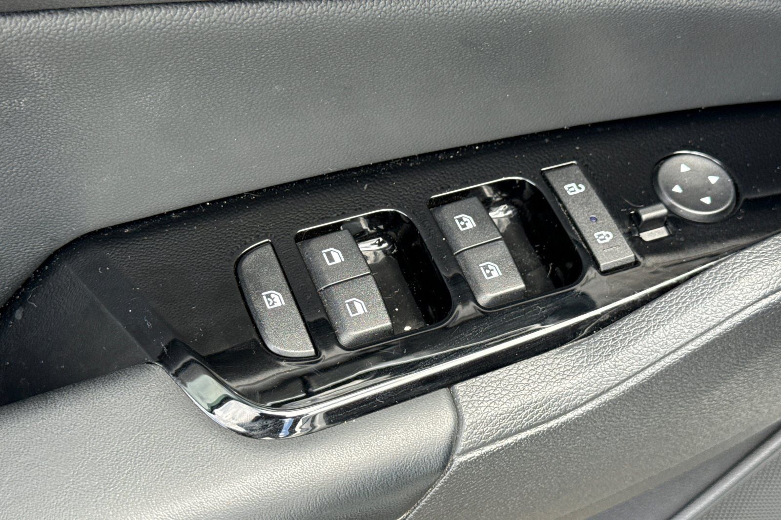 2025 Kia Sportage Plug-In Hybrid X-Line Prestige