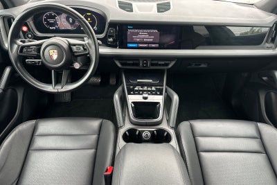 2024 Porsche Cayenne Base