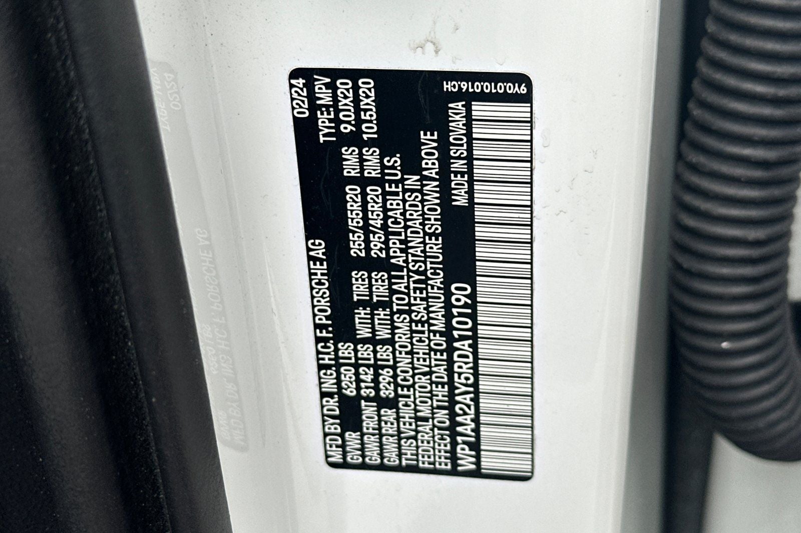 2024 Porsche Cayenne Base