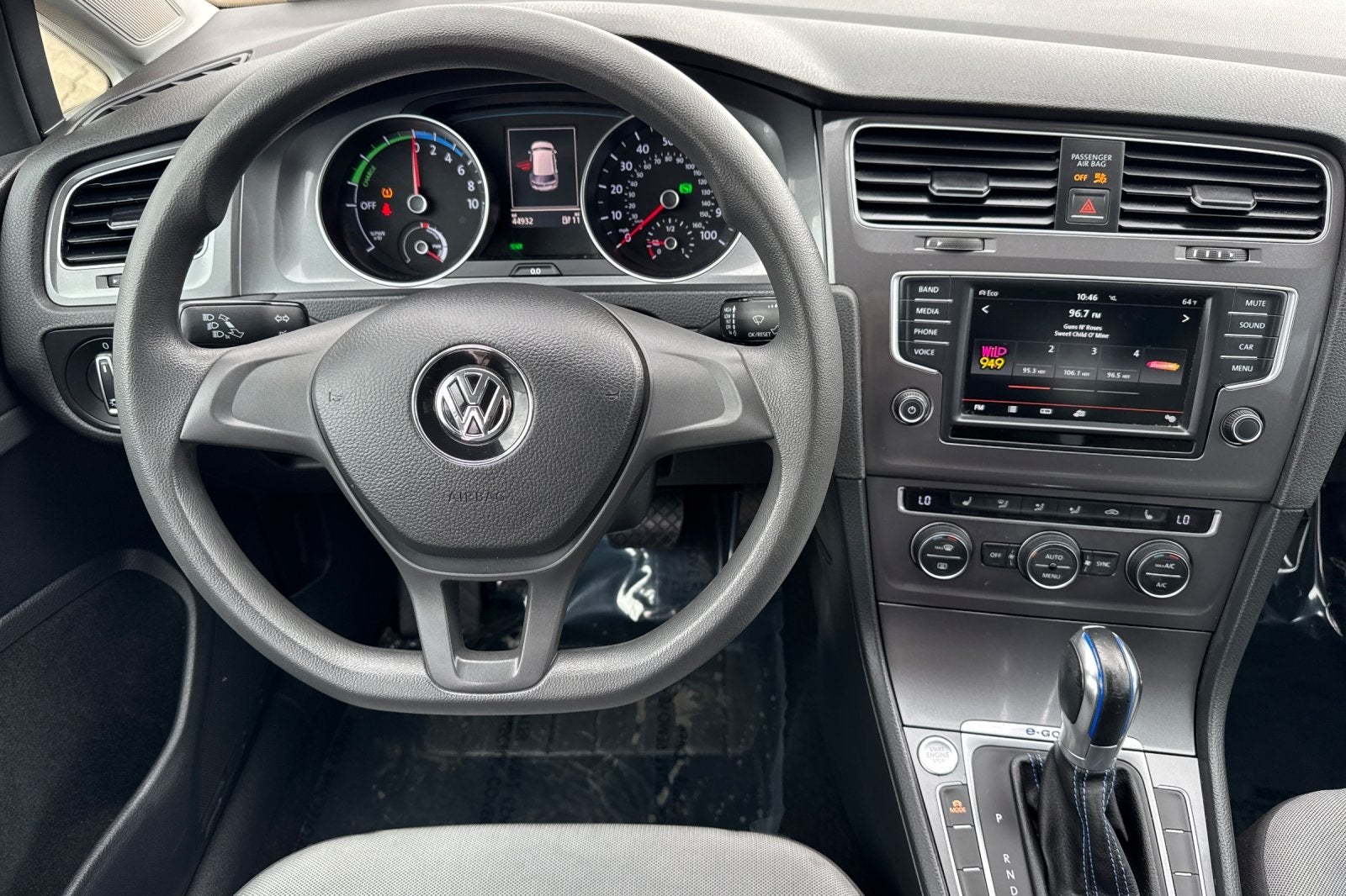 2016 Volkswagen e-Golf SE