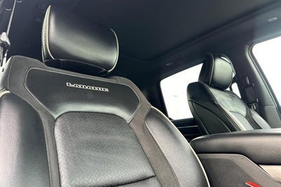 2021 RAM 1500 Laramie Crew Cab 4x4 5'7" Box