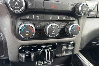 2021 RAM 1500 Laramie Crew Cab 4x4 5'7" Box