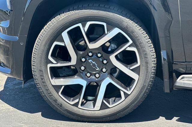 2025 Chevrolet Silverado EV RST - Max Range