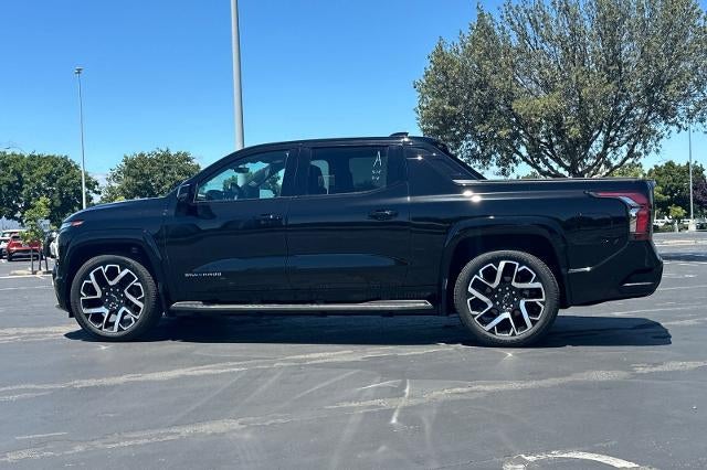 2025 Chevrolet Silverado EV RST - Max Range