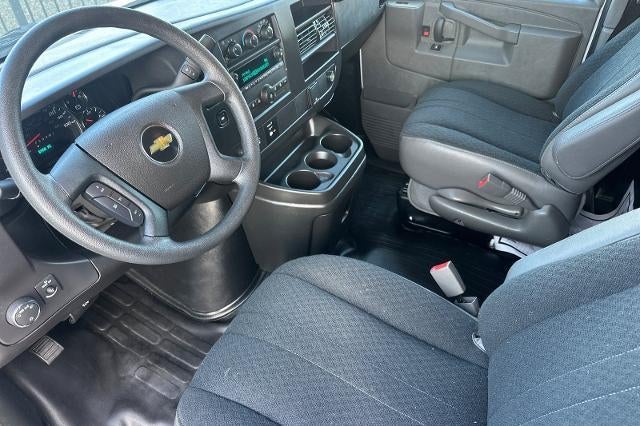 2025 Chevrolet Express Cargo Base