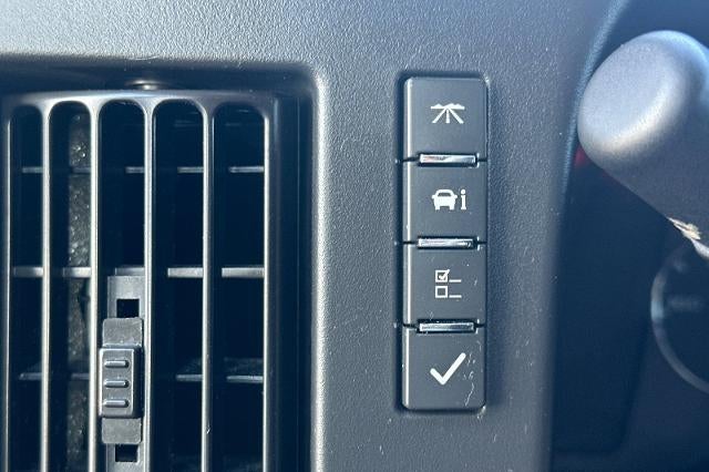 2025 Chevrolet Express Cargo Base