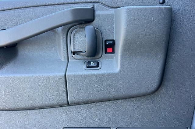 2025 Chevrolet Express Cargo Base