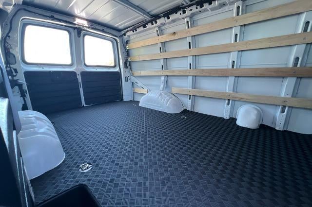 2025 Chevrolet Express Cargo Base