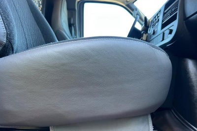 2025 Chevrolet Express Cargo Base
