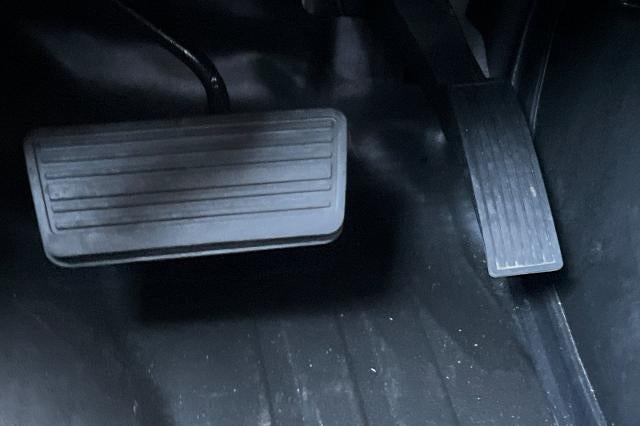 2025 Chevrolet Express Cargo Base