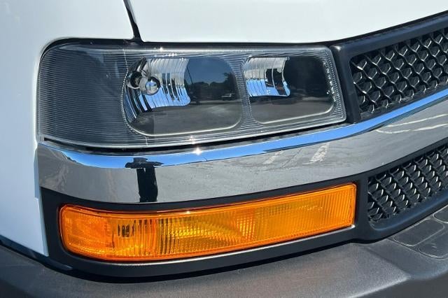 2025 Chevrolet Express Cargo Base