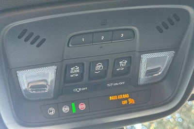 2022 Chevrolet Traverse RS