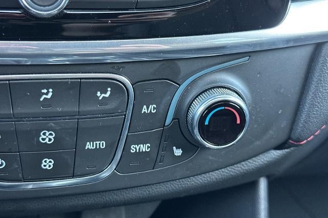 2022 Chevrolet Traverse RS