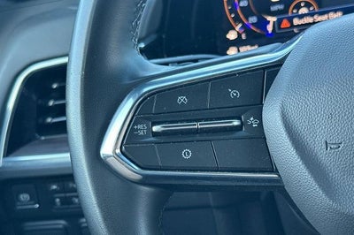 2025 Chevrolet Suburban LT