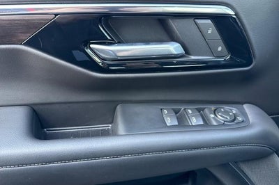 2025 Chevrolet Tahoe LS