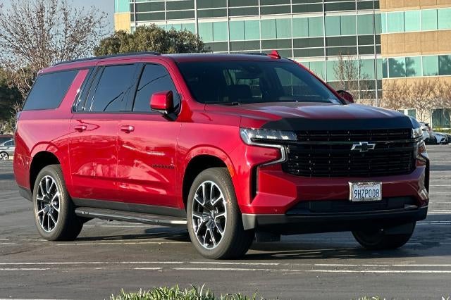 2023 Chevrolet Suburban RST