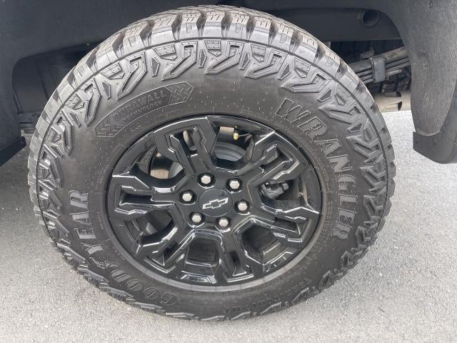 2025 Chevrolet Silverado 1500 ZR2