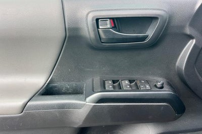 2022 Toyota Tacoma SR V6