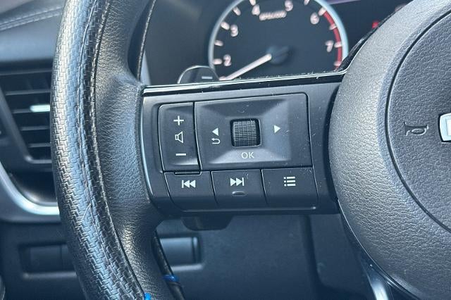 2023 Nissan Rogue SV FWD
