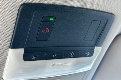 2022 Nissan Pathfinder SL 2WD