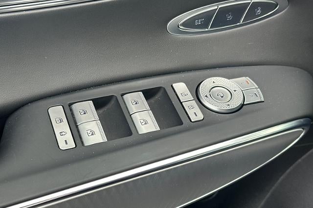 2024 Genesis GV70 2.5T AWD
