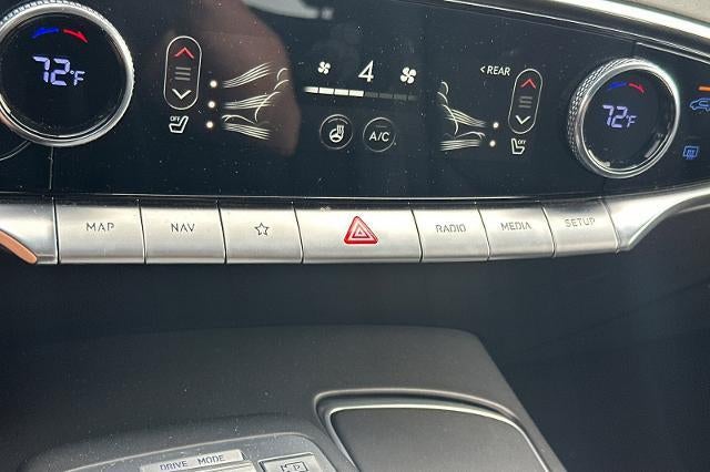 2024 Genesis GV70 2.5T AWD