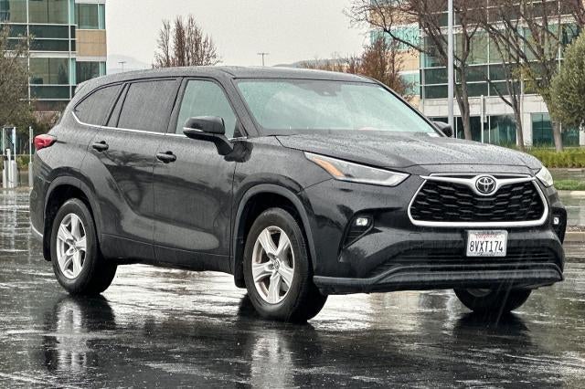 2021 Toyota Highlander LE
