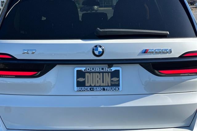 2025 BMW X7 M60i