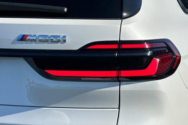 2025 BMW X7 M60i