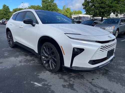 2025 Toyota Crown Signia Limited