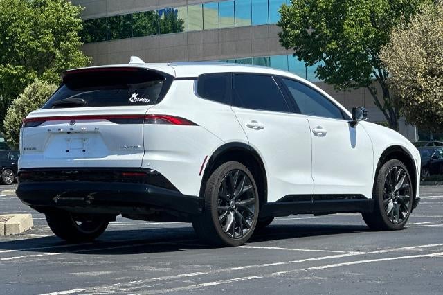 2025 Toyota Crown Signia Limited