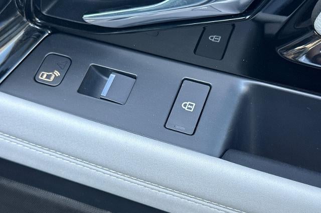 2022 Land Rover Range Rover Evoque SE