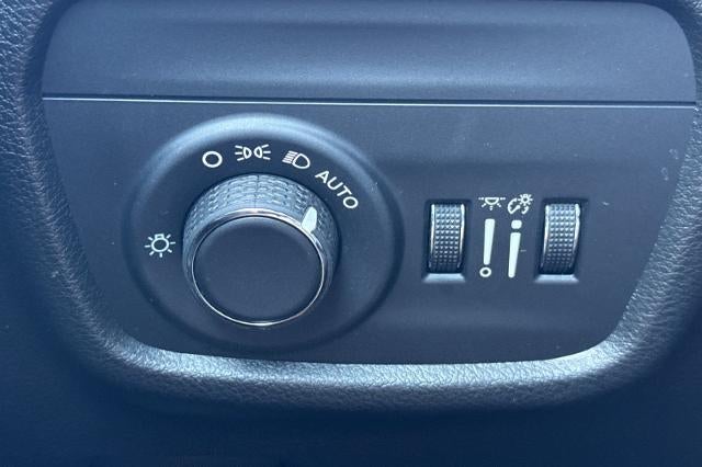 2025 Jeep Grand Cherokee Laredo X 4x2