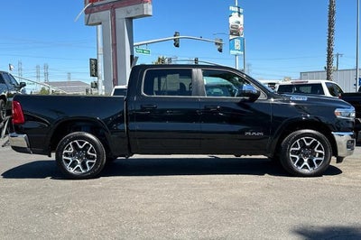 2025 RAM 1500 Laramie Crew Cab 4x4 5'7" Box