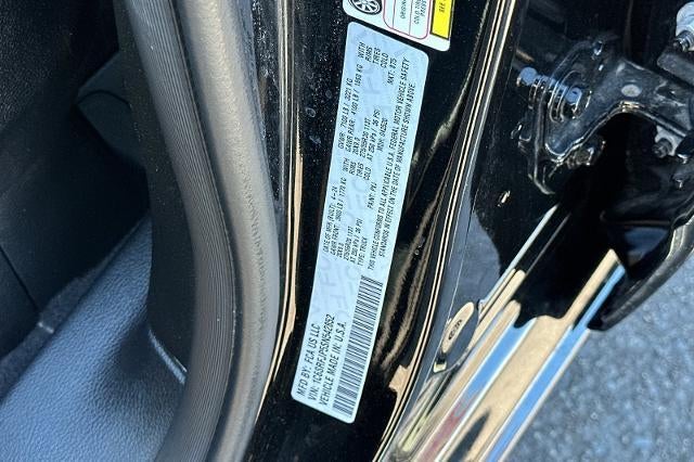 2025 RAM 1500 Laramie Crew Cab 4x4 5'7" Box