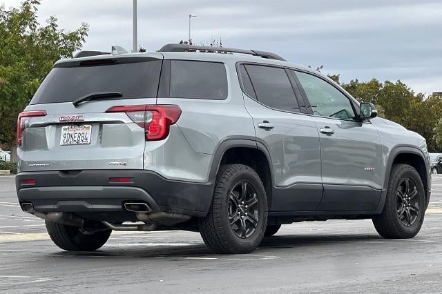 2023 GMC Acadia AT4