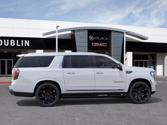 2026 GMC Yukon XL Denali Ultimate - Photo 3