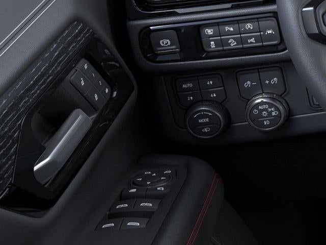 2026 GMC Yukon AT4 Ultimate - Photo 23