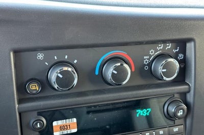 2025 GMC Savana Cargo 2500 Base