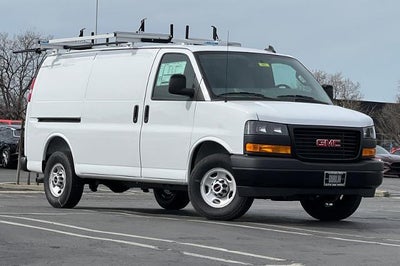2025 GMC Savana Cargo 2500 Base