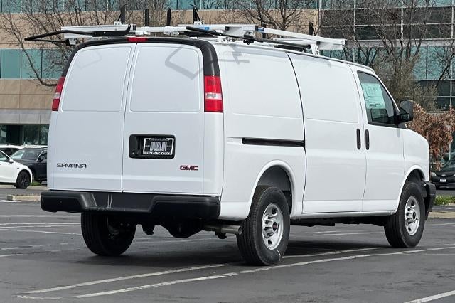 2025 GMC Savana Cargo 2500 Base