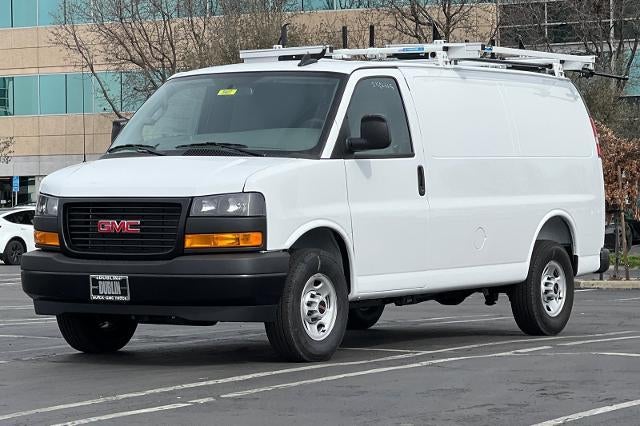 2025 GMC Savana Cargo 2500 Base