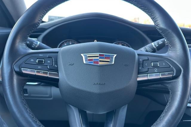 2023 Cadillac XT4 Luxury