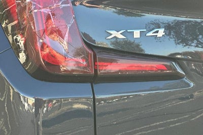 2023 Cadillac XT4 Luxury